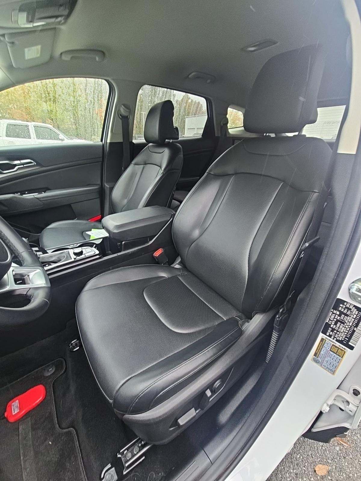 2023 Kia Sportage EX FWD