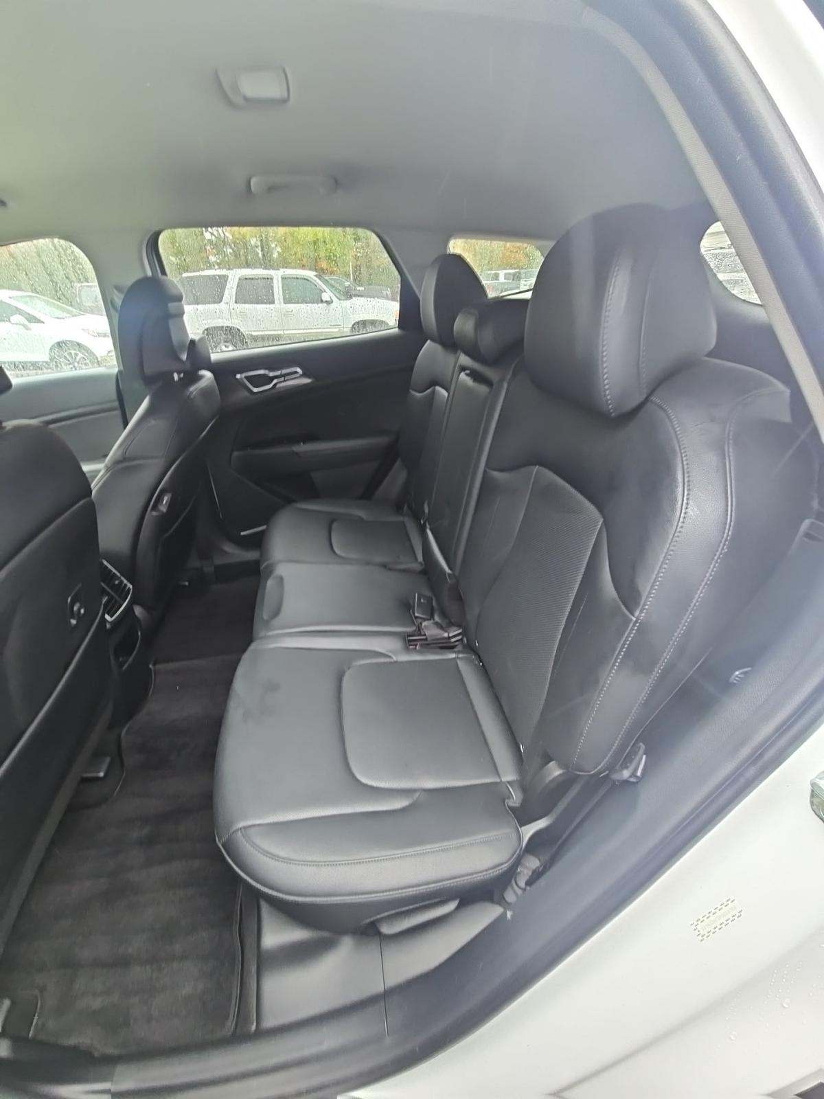 2023 Kia Sportage EX FWD