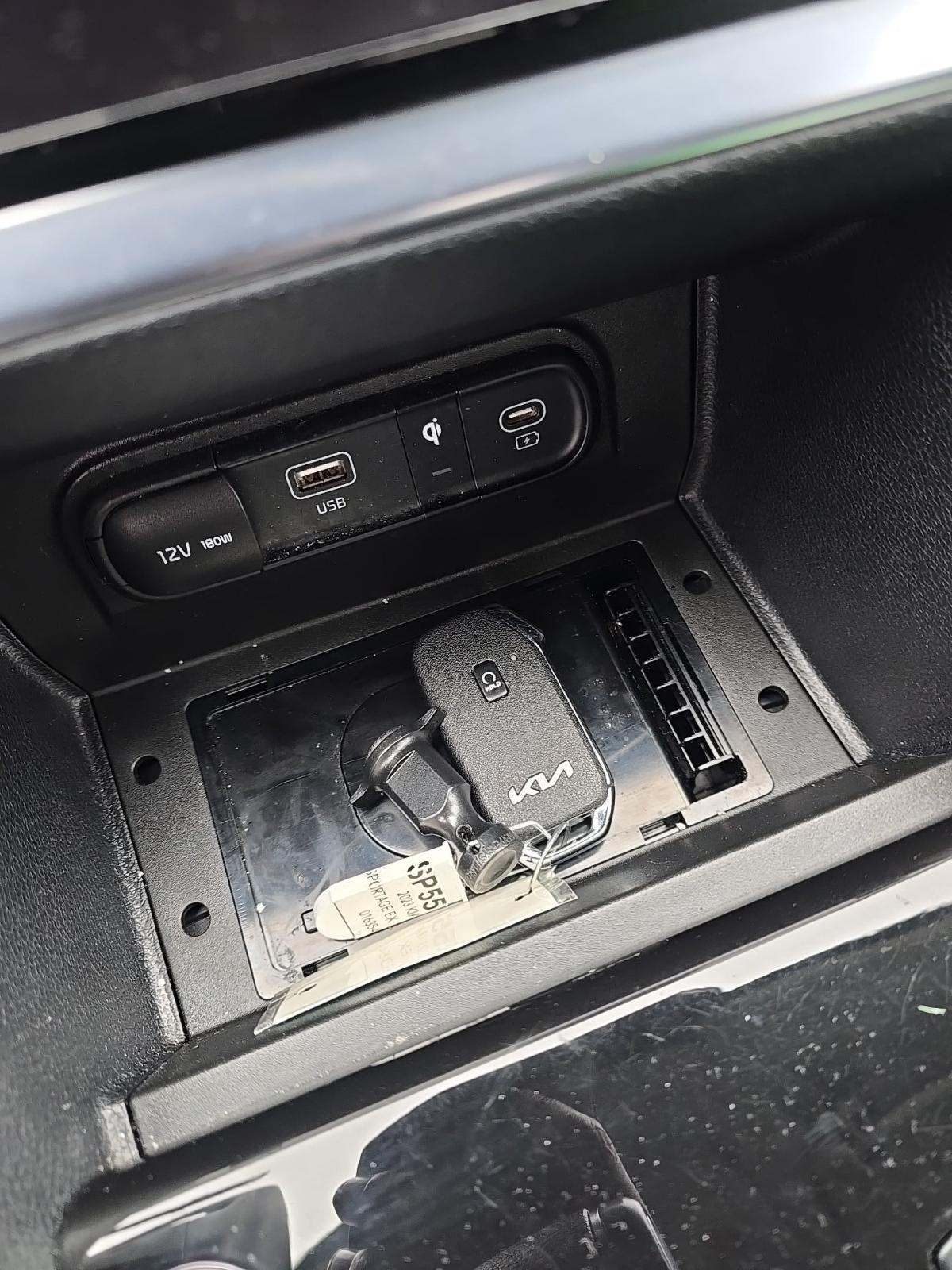 2023 Kia Sportage EX FWD