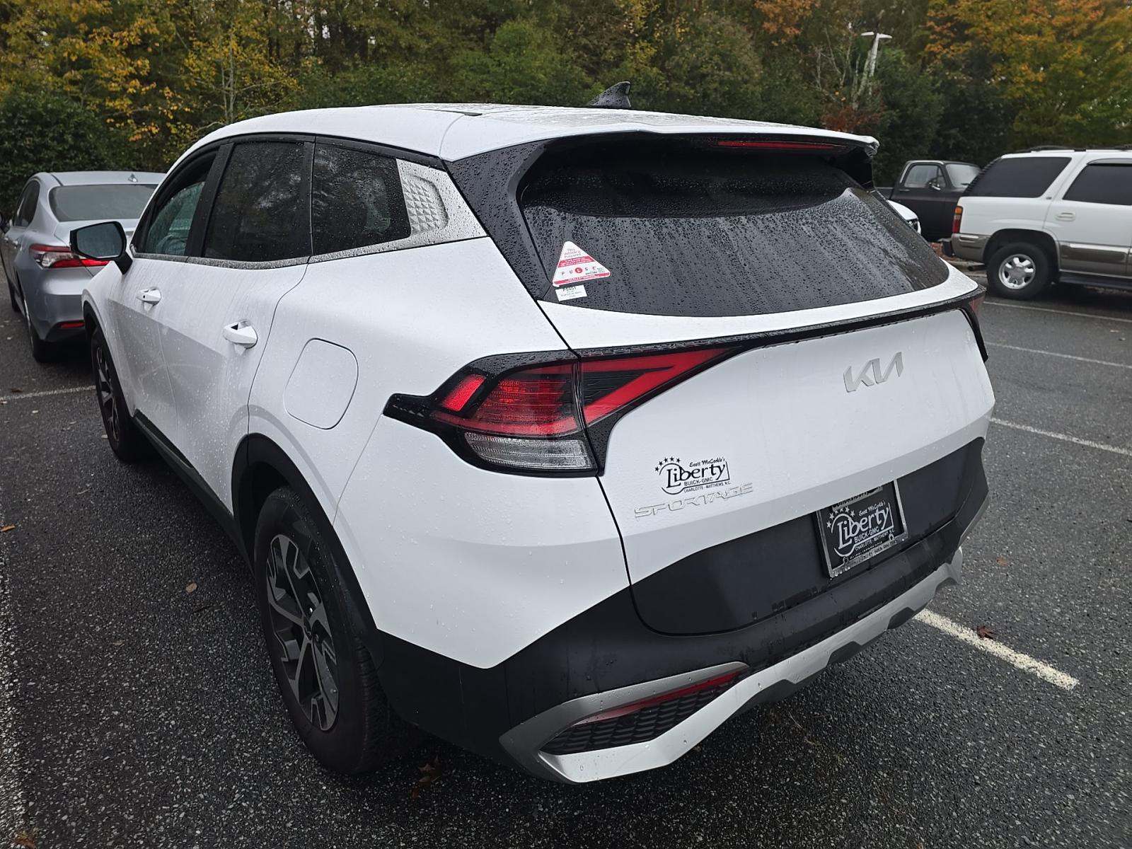 2023 Kia Sportage EX FWD