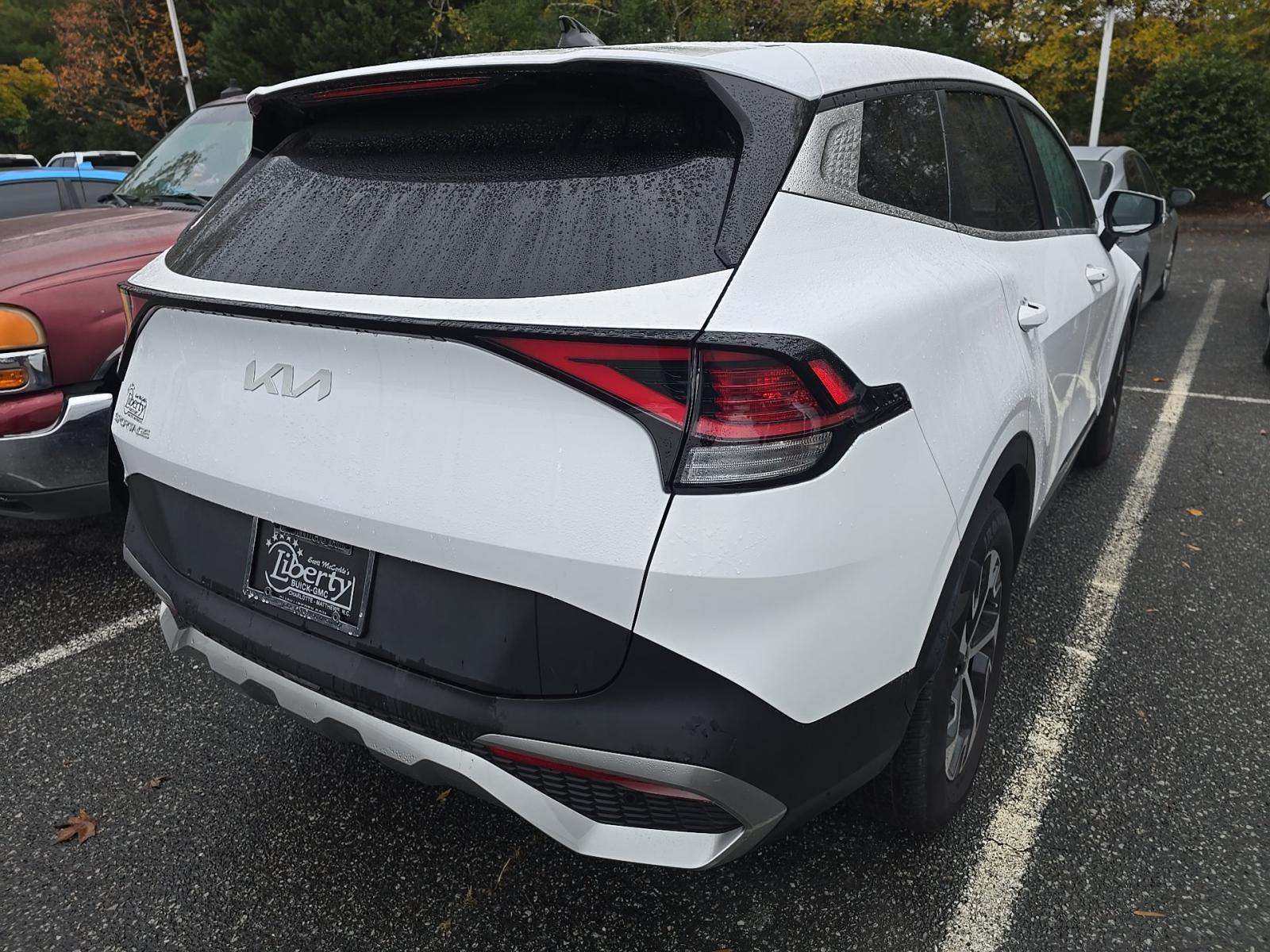 2023 Kia Sportage EX FWD