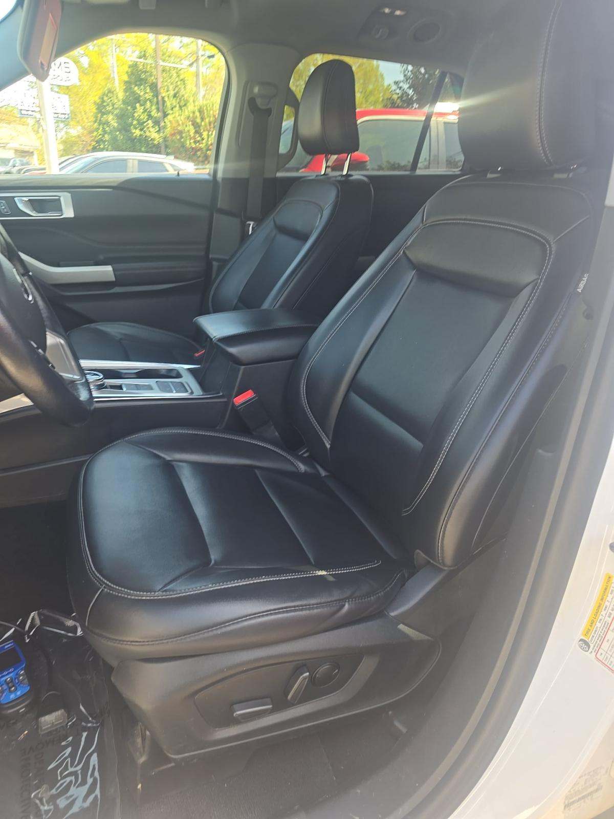 2022 Ford Explorer XLT RWD