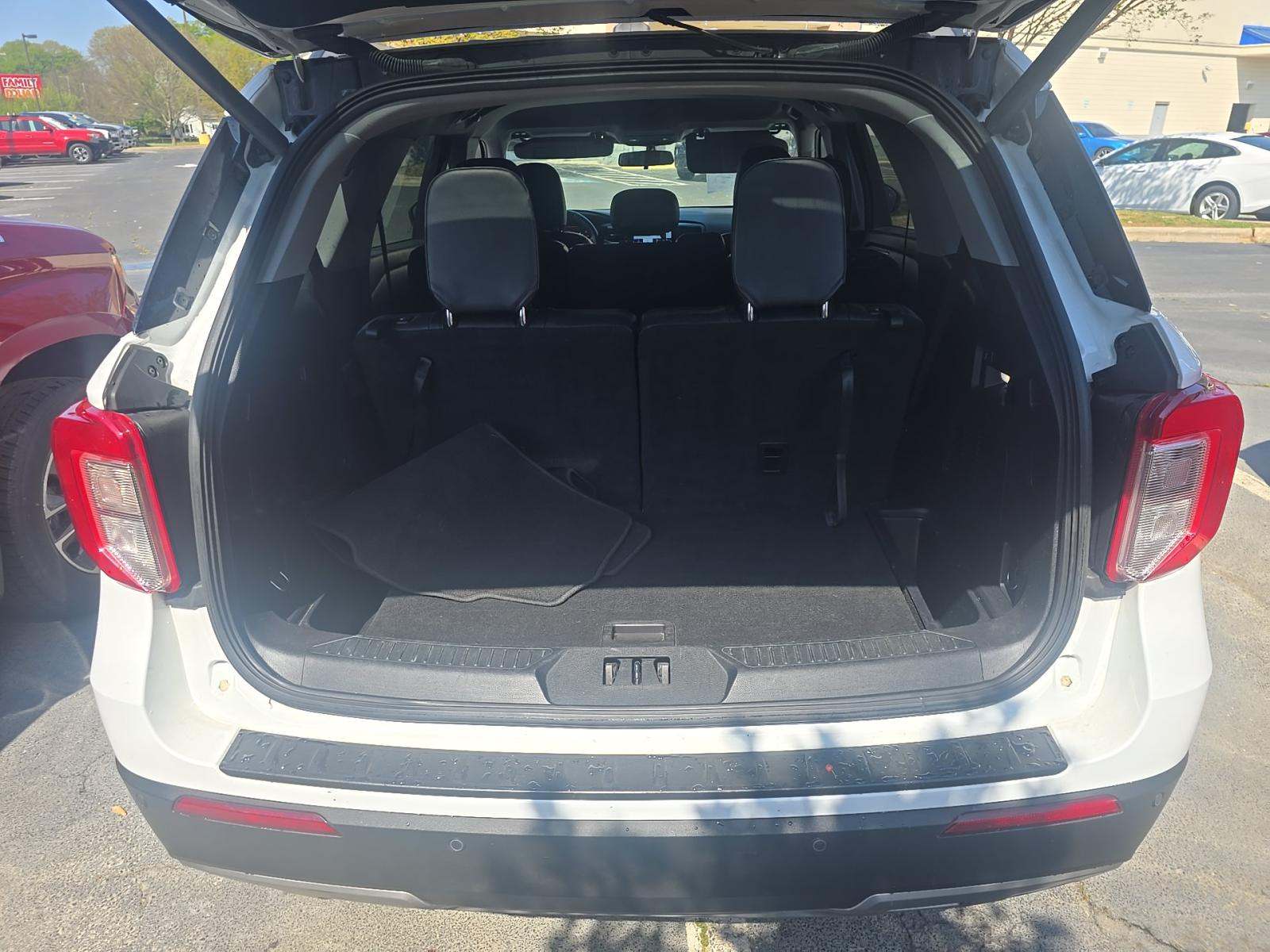 2022 Ford Explorer XLT RWD