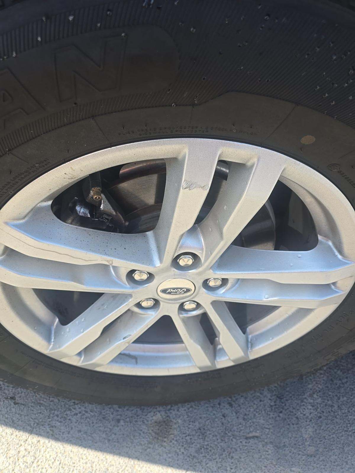 2022 Ford Explorer XLT RWD