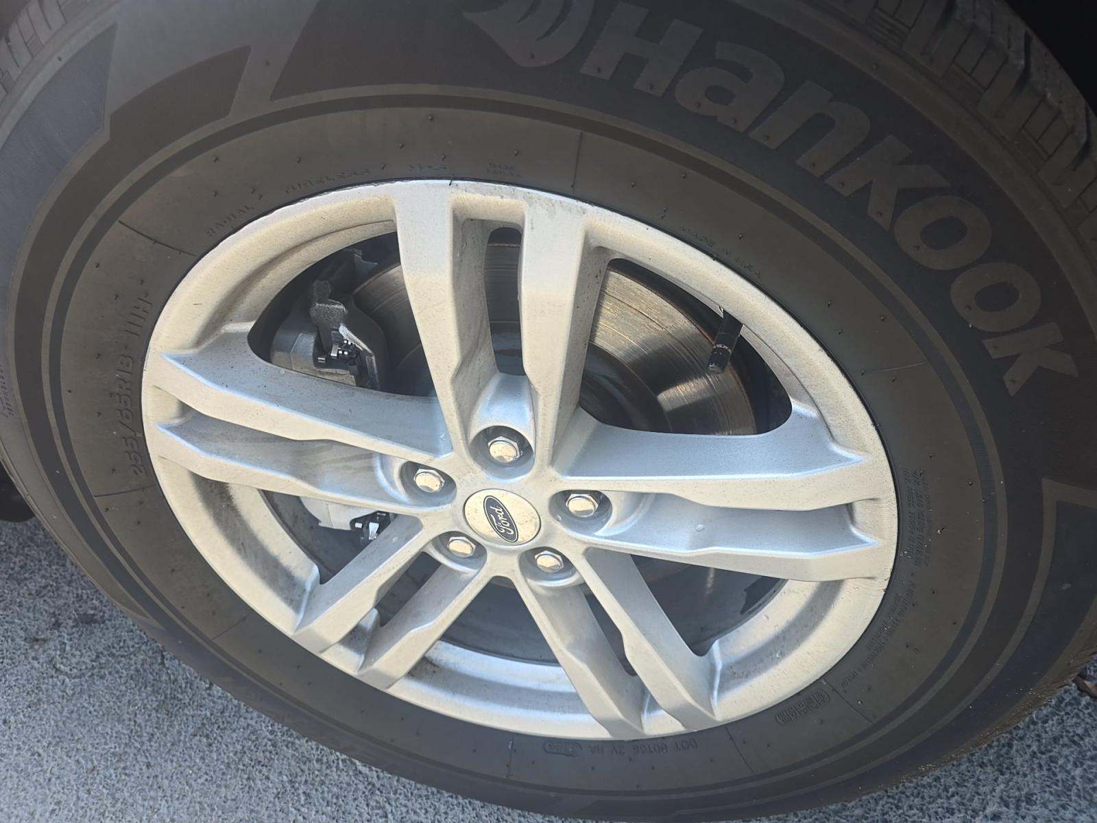 2022 Ford Explorer XLT RWD