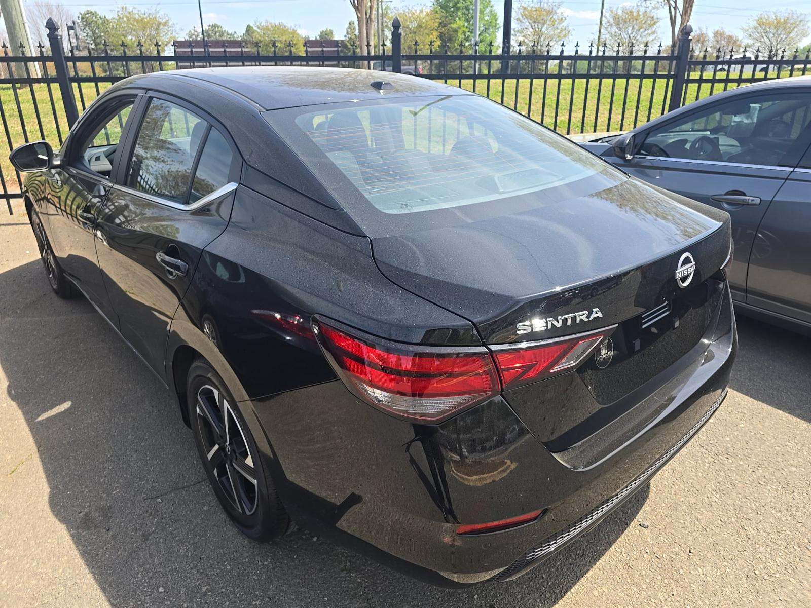 NISSAN SENTRA - 2