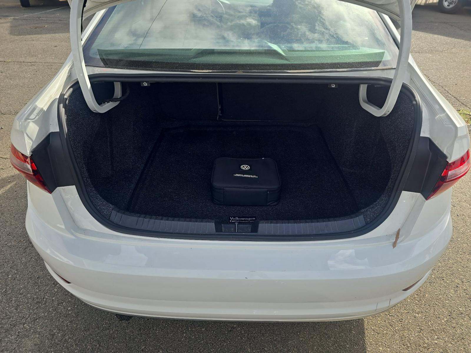 2019 Volkswagen Jetta 1.4T SE FWD