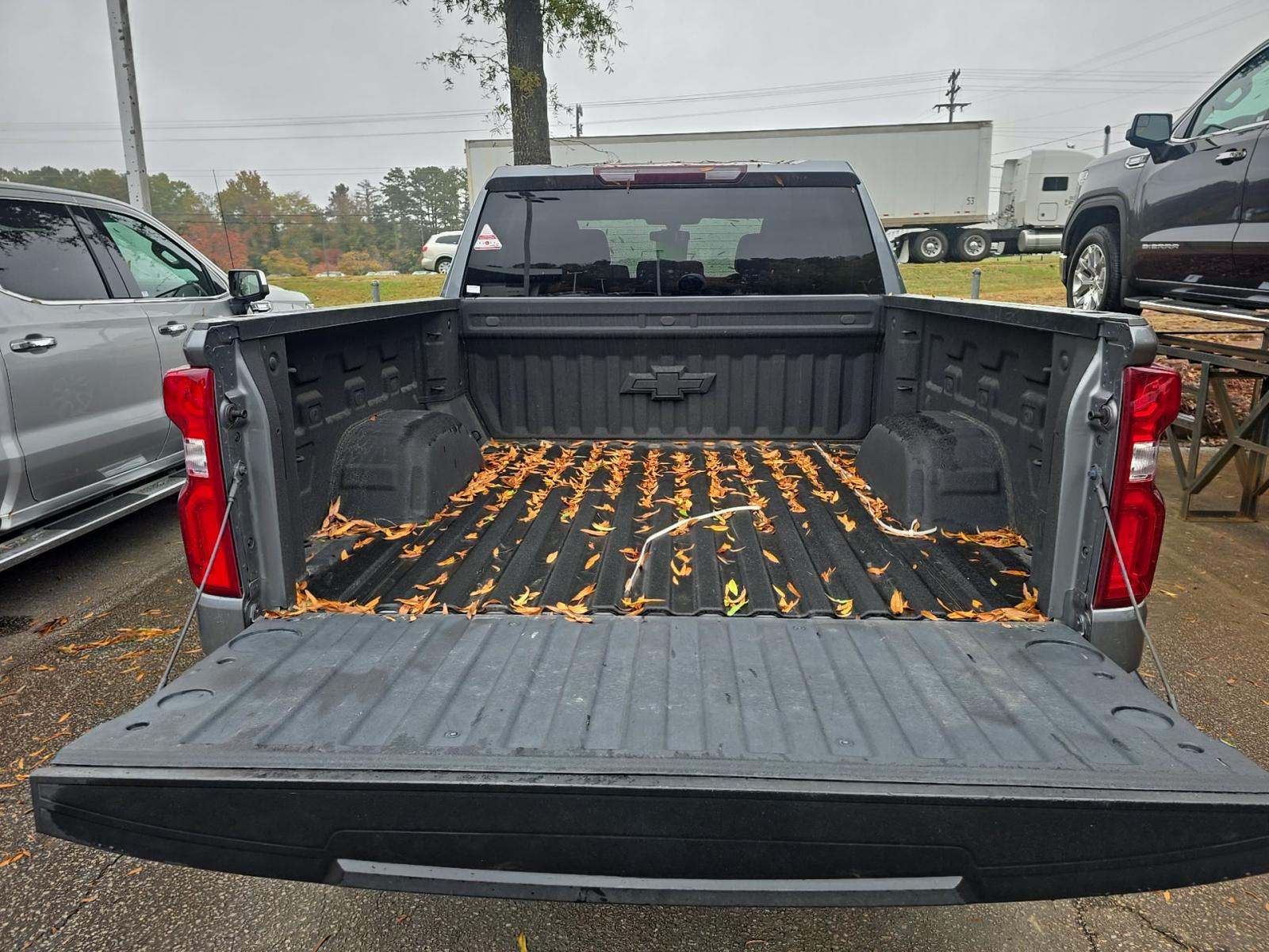 2022 Chevrolet Silverado 1500 RST AWD