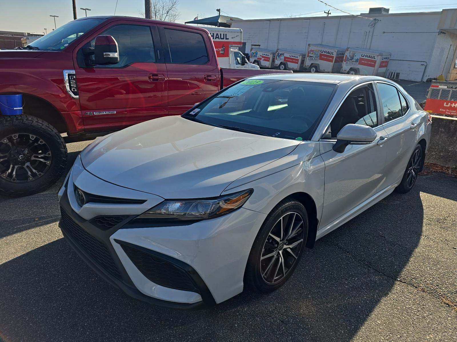 2023 Toyota Camry SE Nightshade FWD