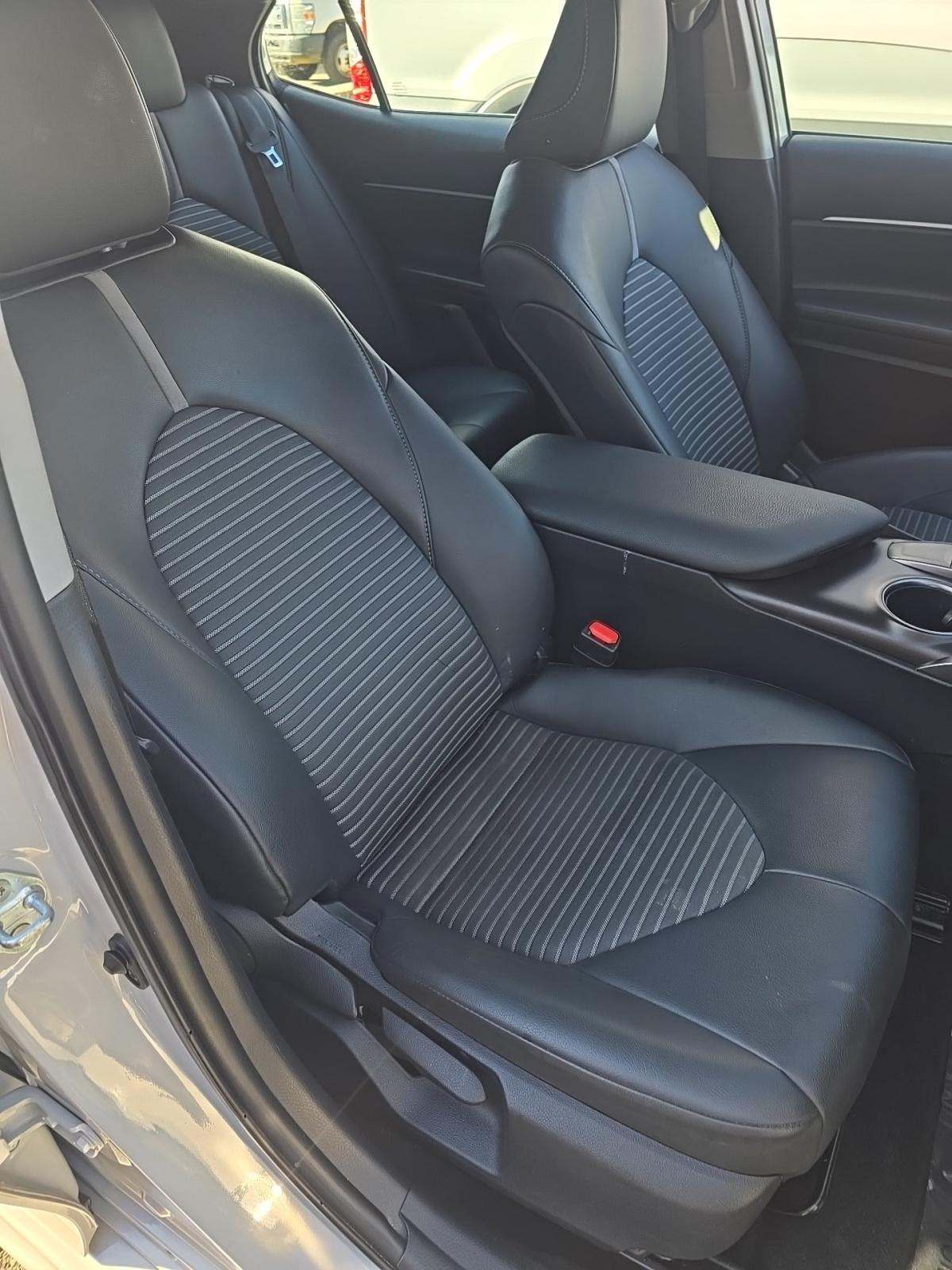 2023 Toyota Camry SE Nightshade FWD