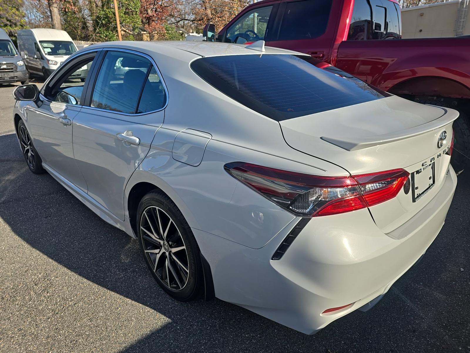 2023 Toyota Camry SE Nightshade FWD