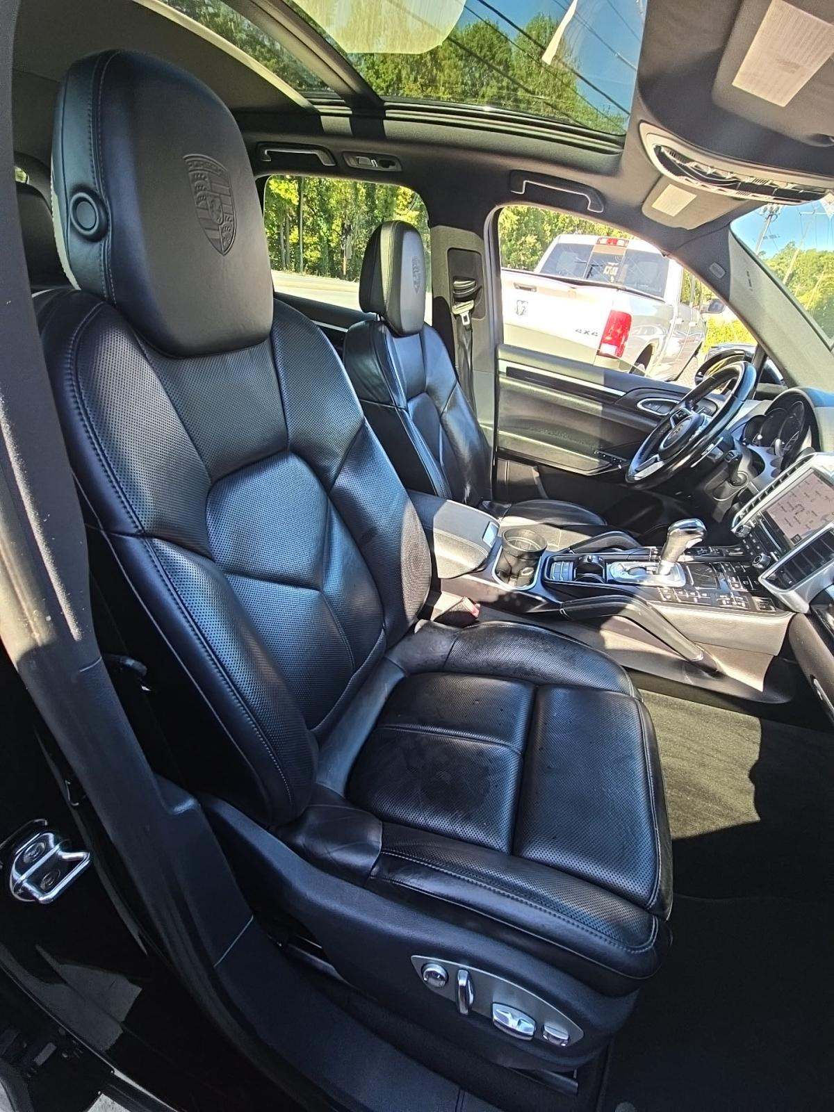 2017 Porsche Cayenne Platinum Edition AWD