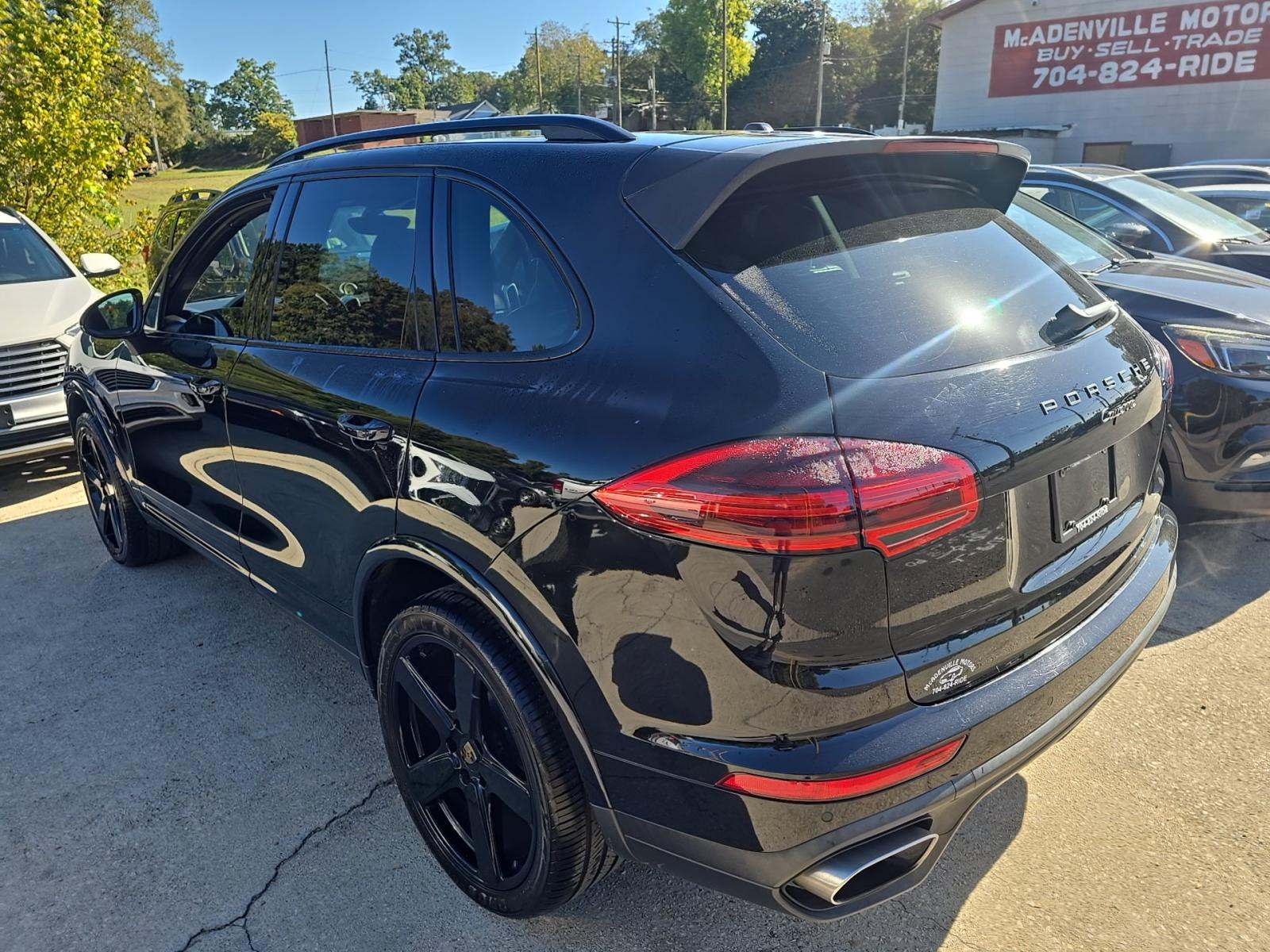 2017 Porsche Cayenne Platinum Edition AWD