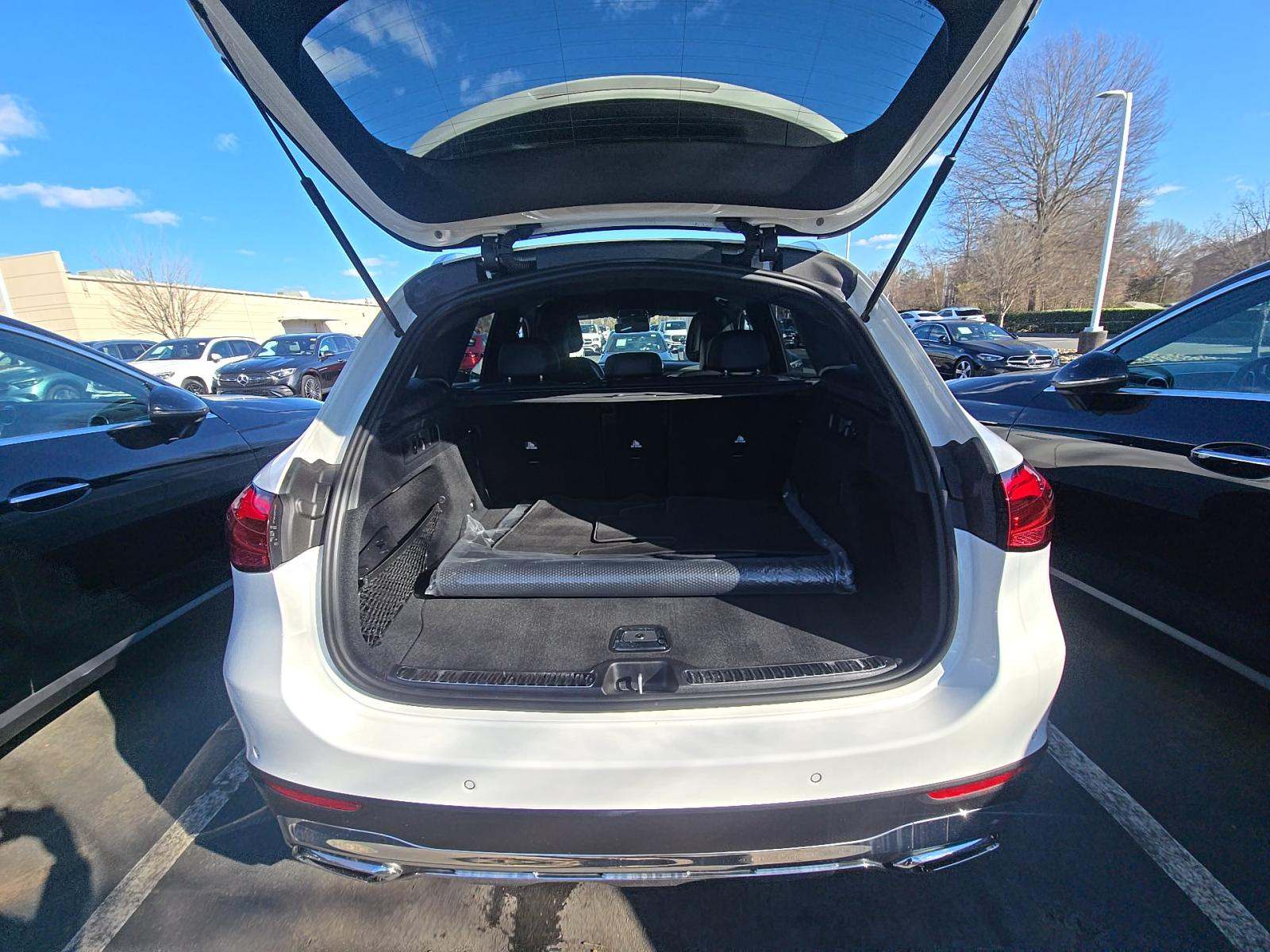 2025 Mercedes-Benz GLC GLC 300 AWD