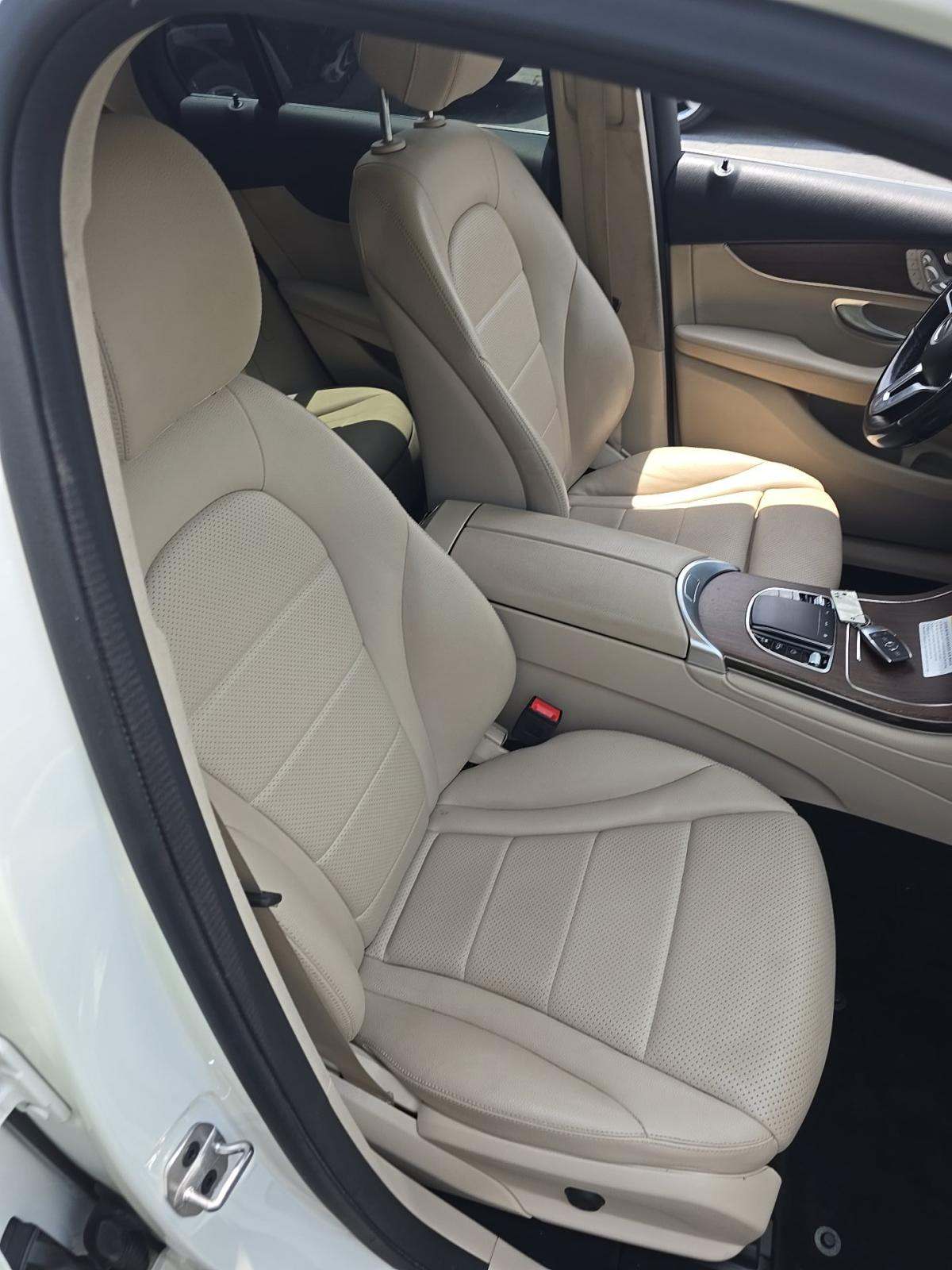 2022 Mercedes-Benz GLC GLC 300 AWD