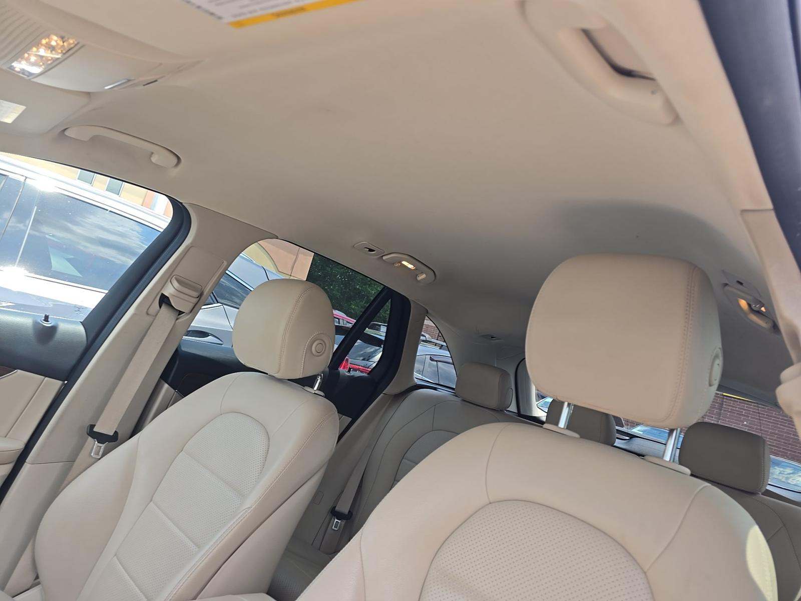 2022 Mercedes-Benz GLC GLC 300 AWD