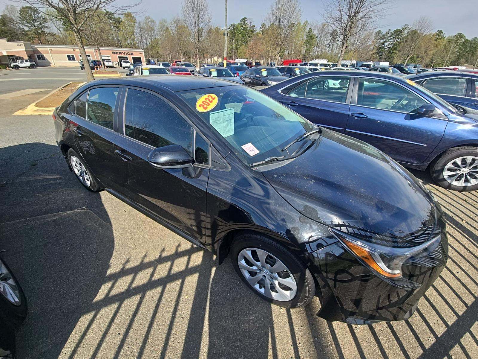 2022 Toyota Corolla LE FWD