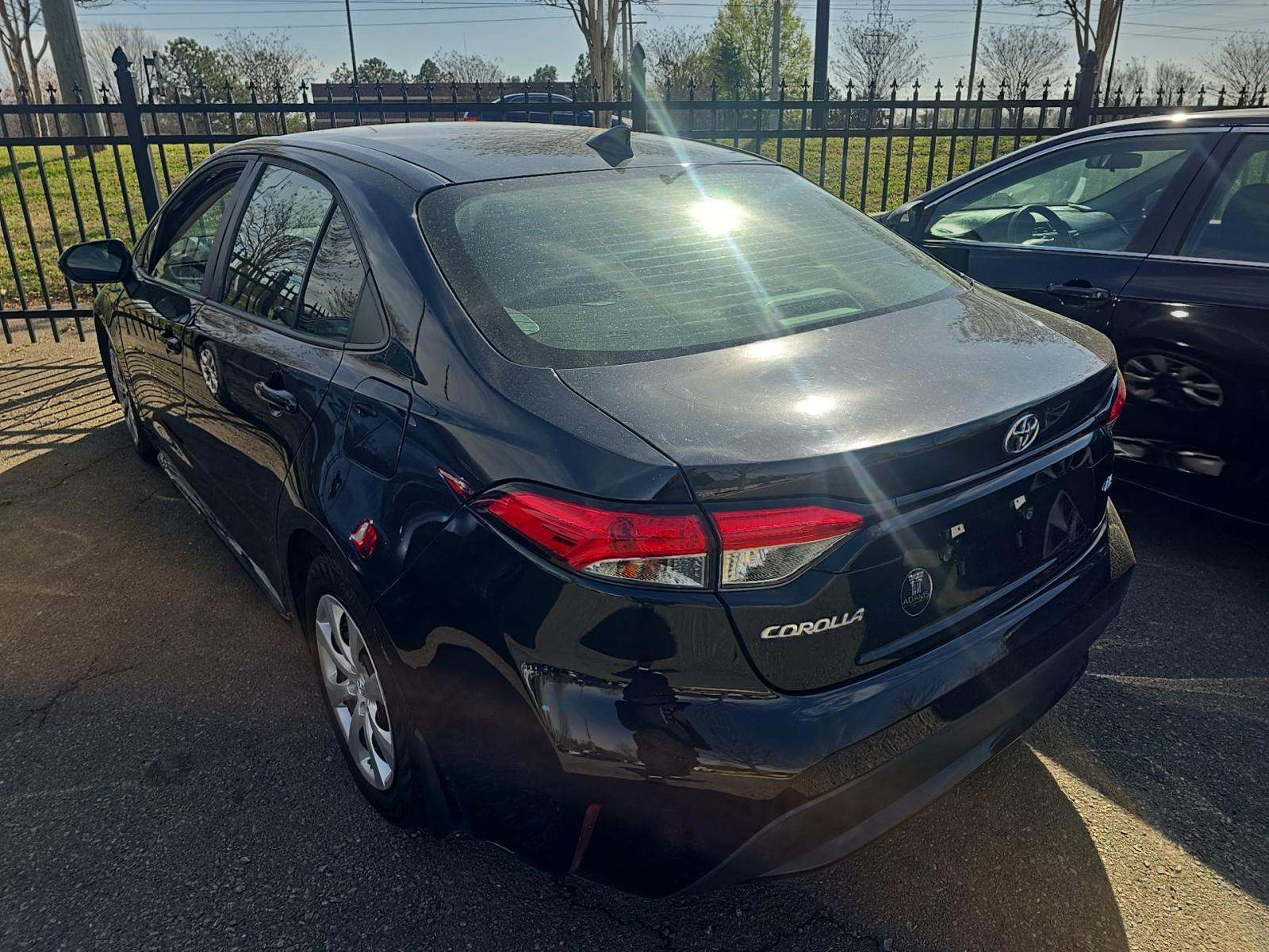 2022 Toyota Corolla LE FWD