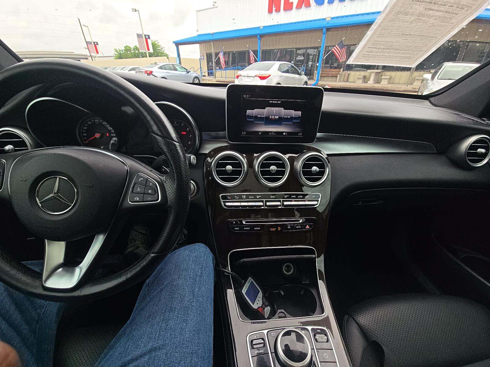 2019 Mercedes-Benz GLC GLC 300 RWD