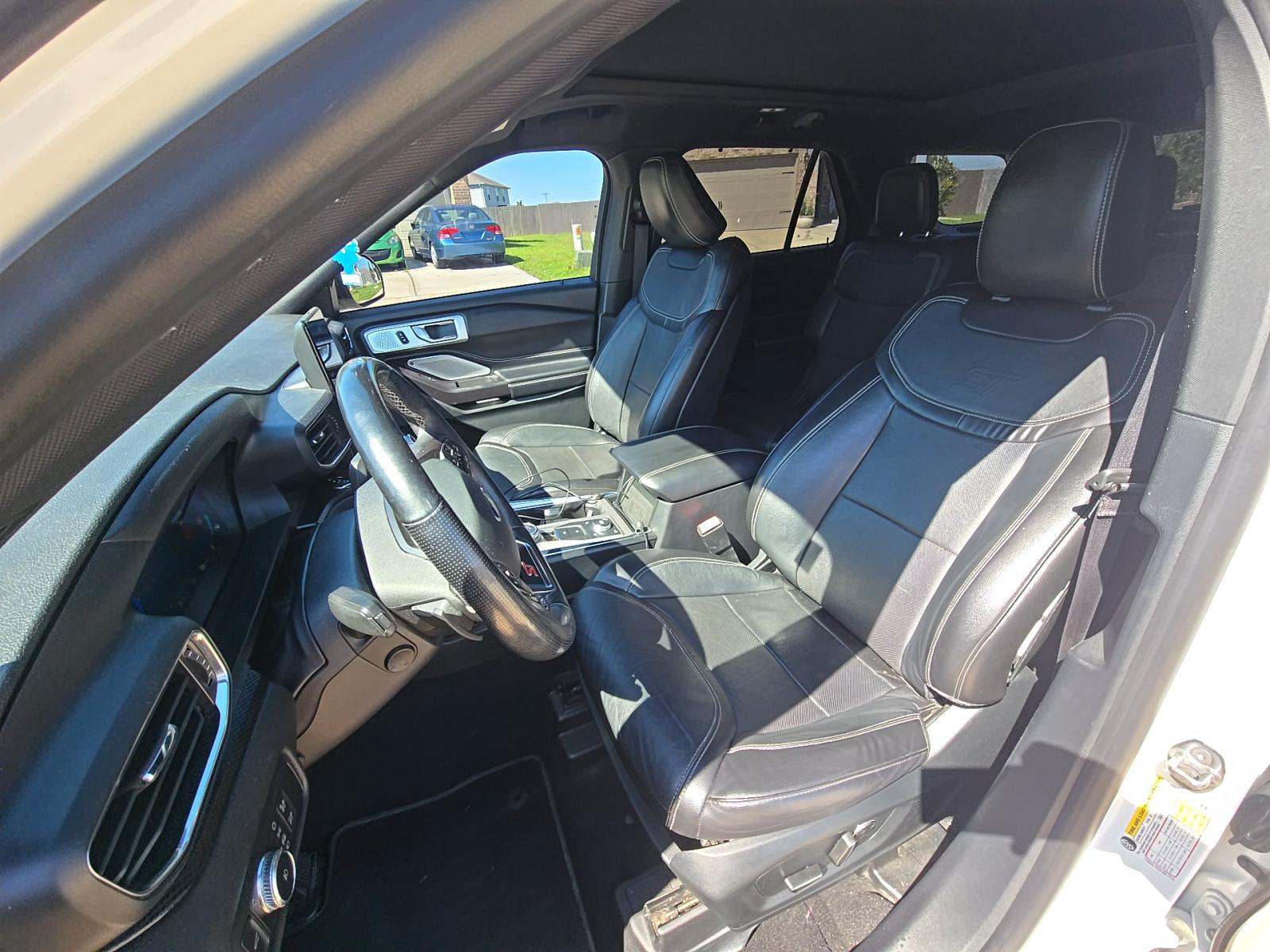FORD EXPLORER - 2