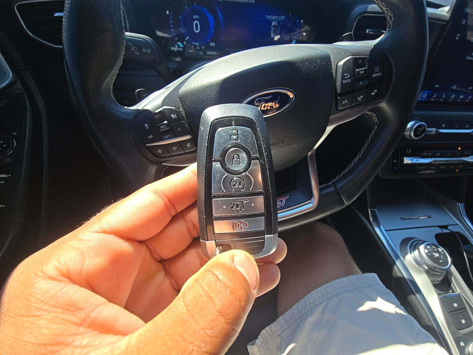 FORD EXPLORER - 4