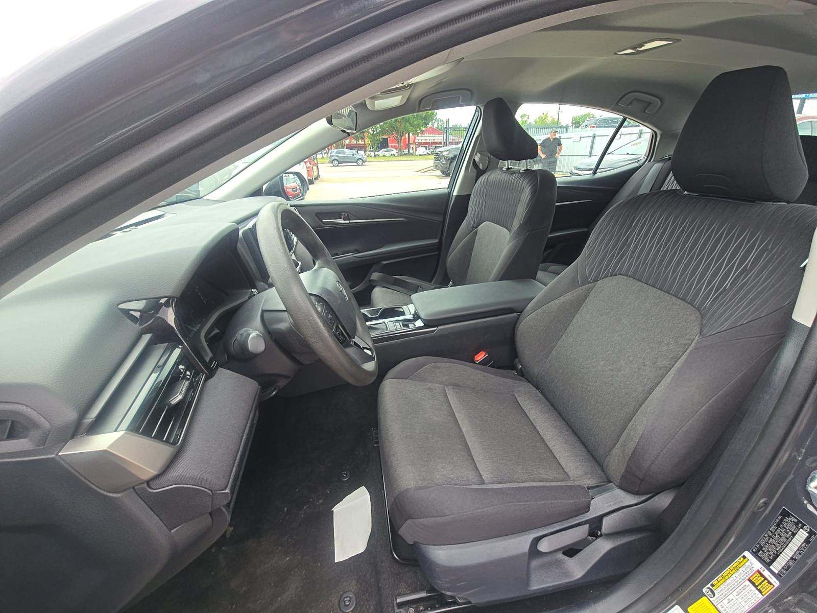 TOYOTA CAMRY - 2