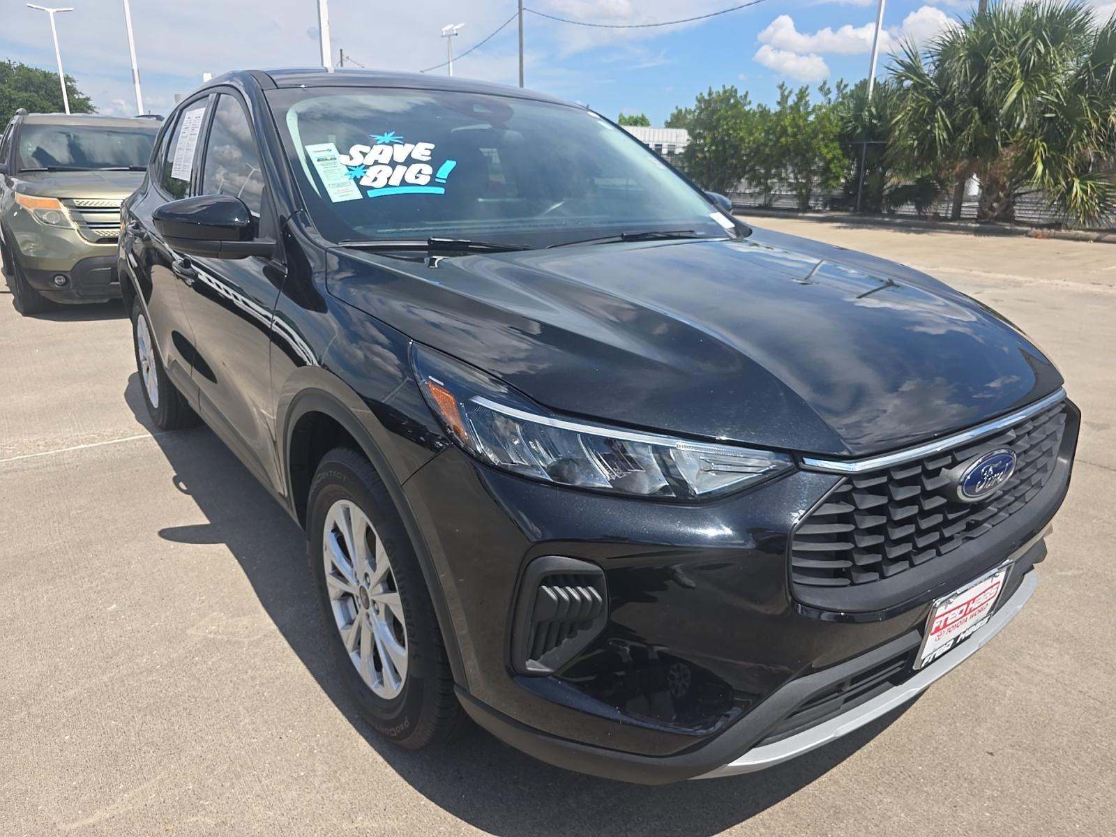 FORD ESCAPE - 4