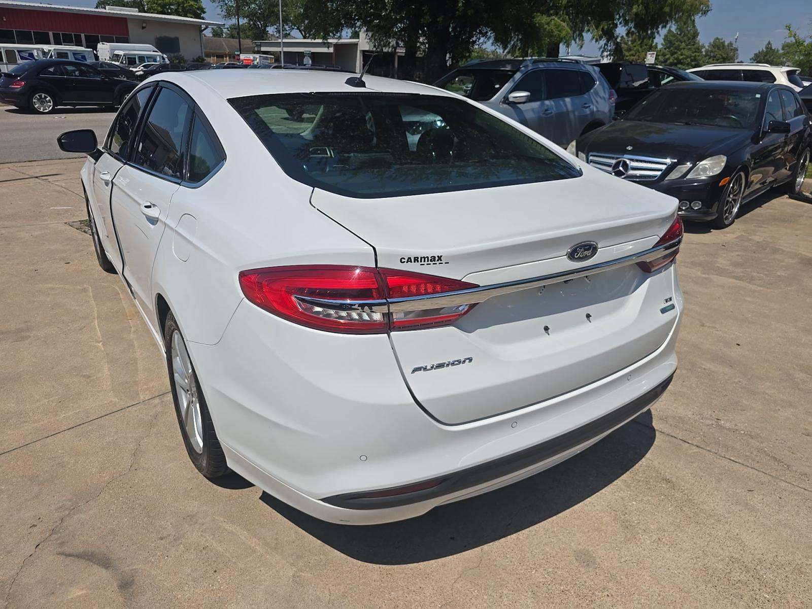 FORD FUSION - 2
