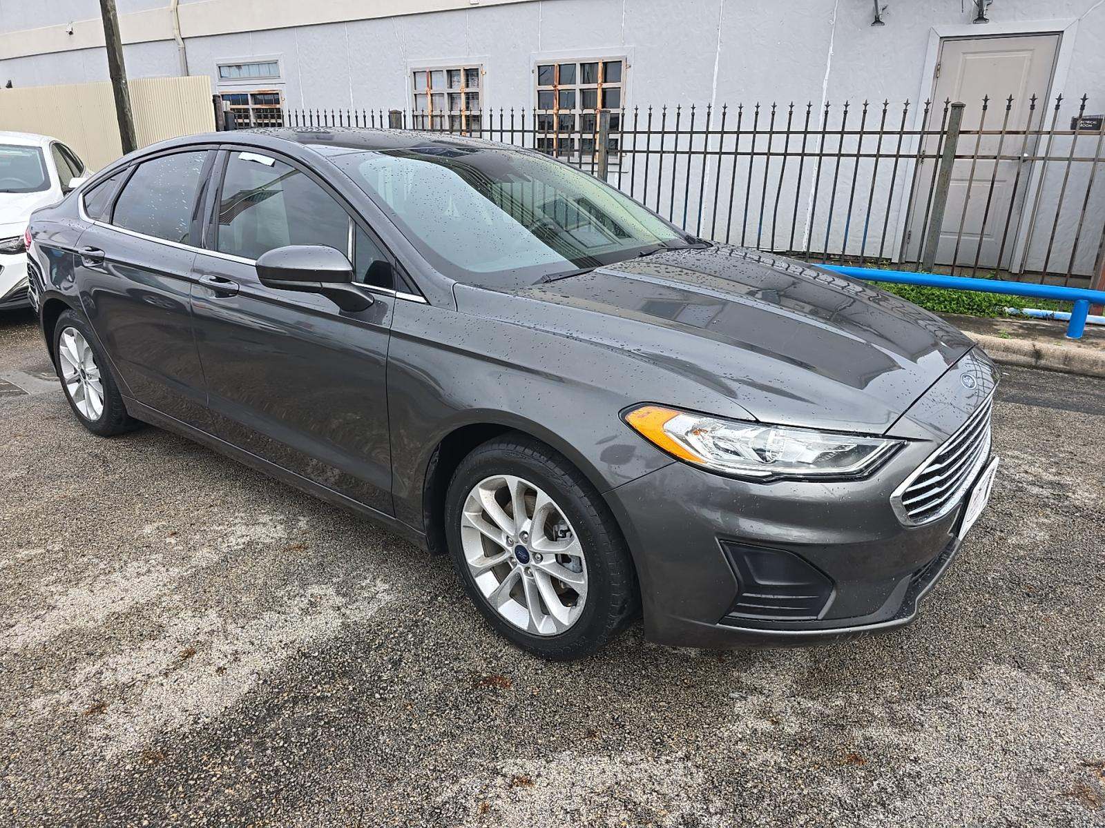 FORD FUSION - 4