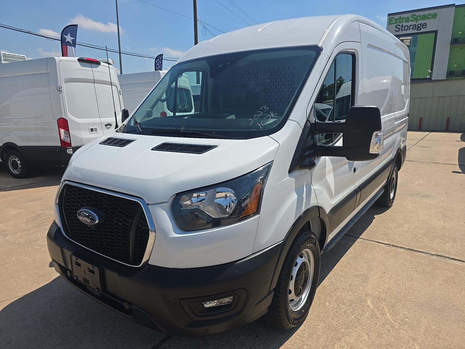 FORD TRANSIT 250 - 1