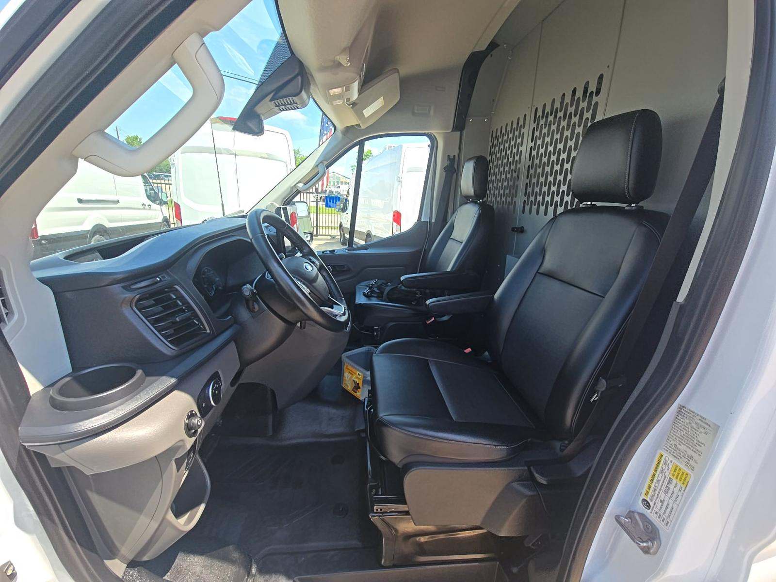 FORD TRANSIT 250 - 6