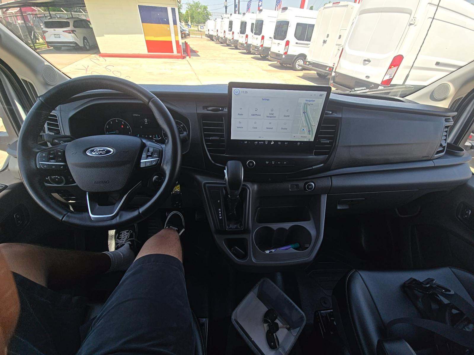 FORD TRANSIT 250 - 10