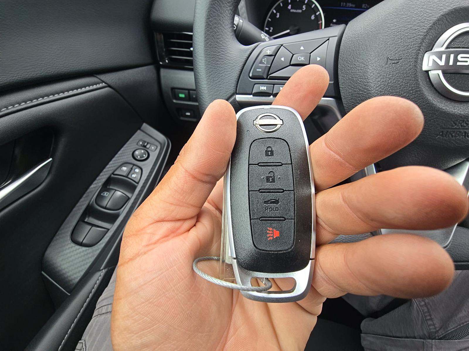 NISSAN SENTRA - 4