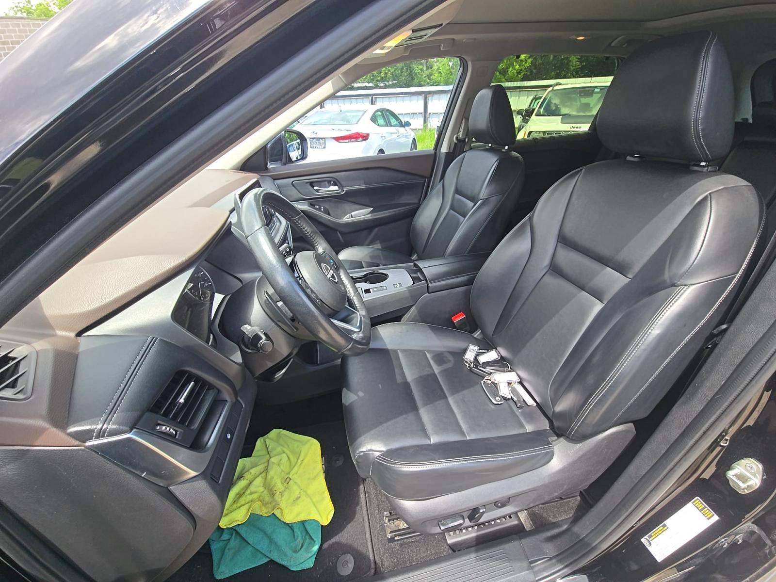2023 Nissan Rogue SV FWD