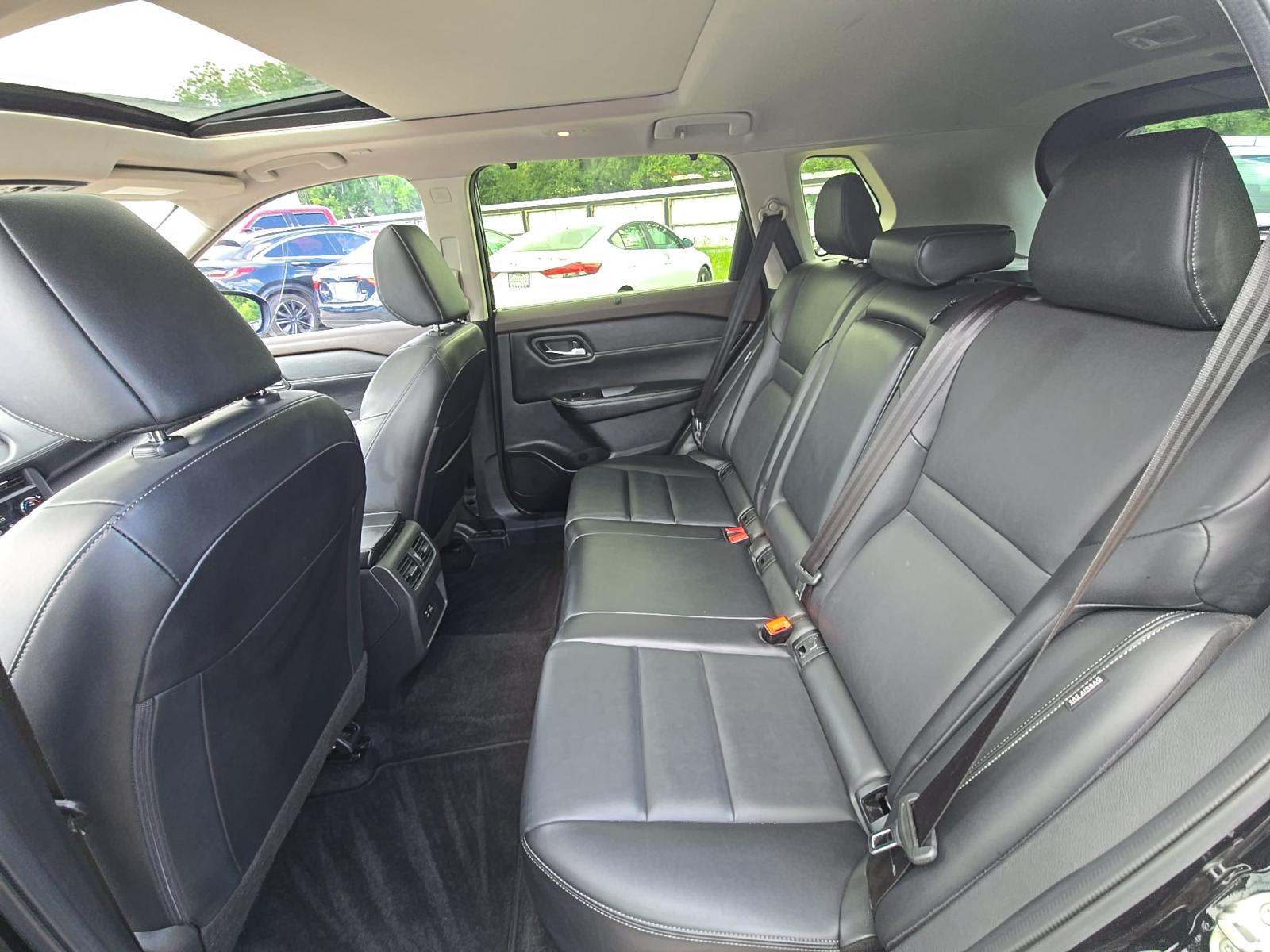 2023 Nissan Rogue SV FWD