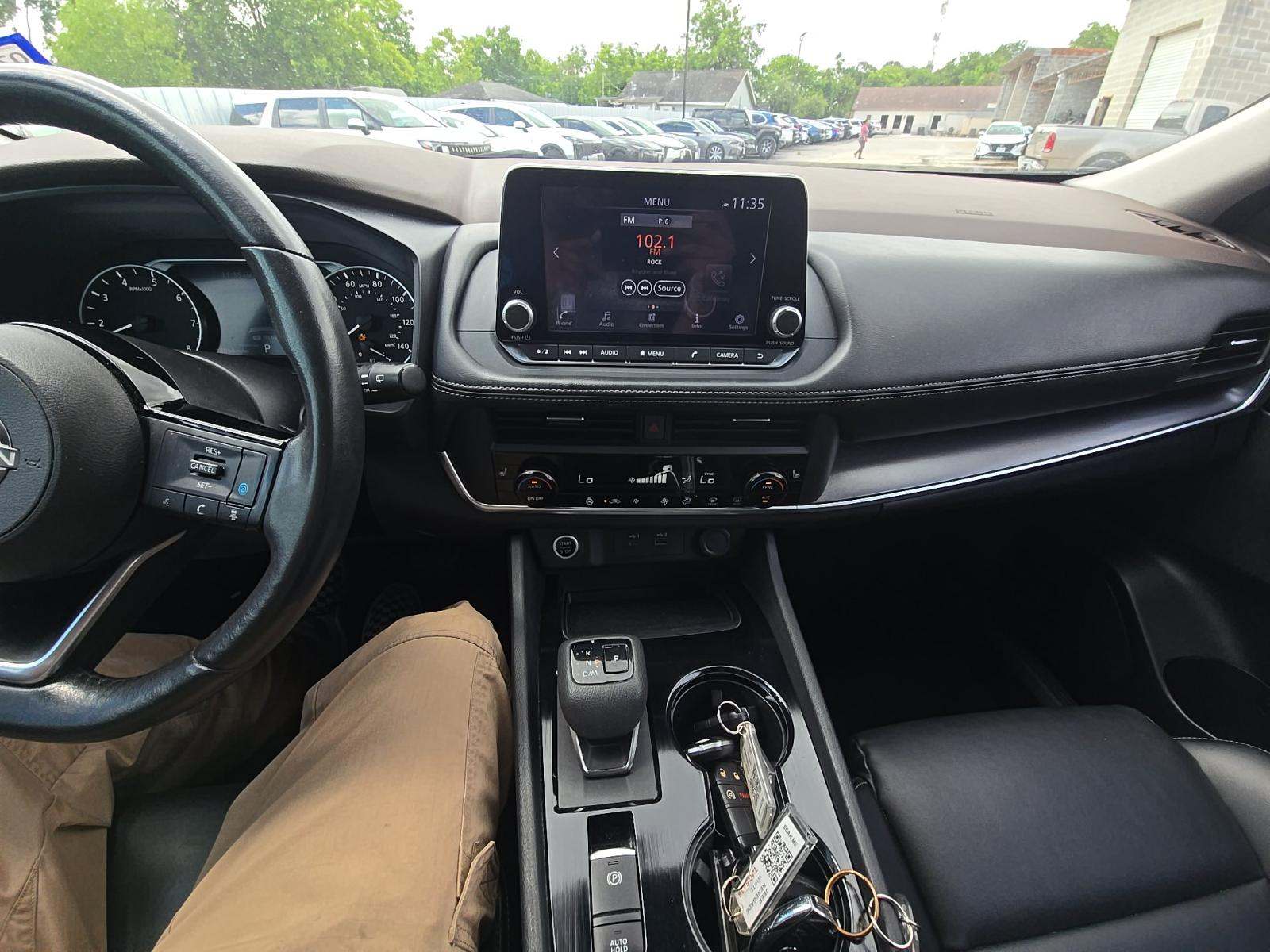 2023 Nissan Rogue SV FWD