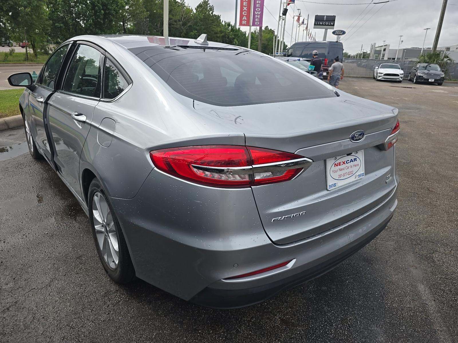 FORD FUSION - 2