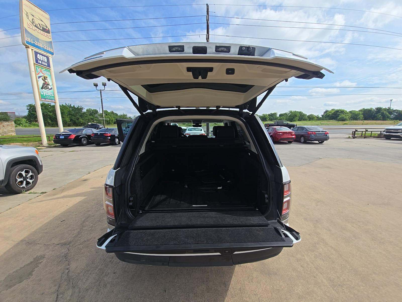 LAND ROVER RANGE ROVER - 10