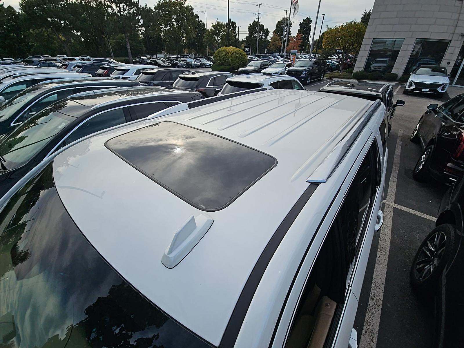 2019 Cadillac Escalade Platinum AWD