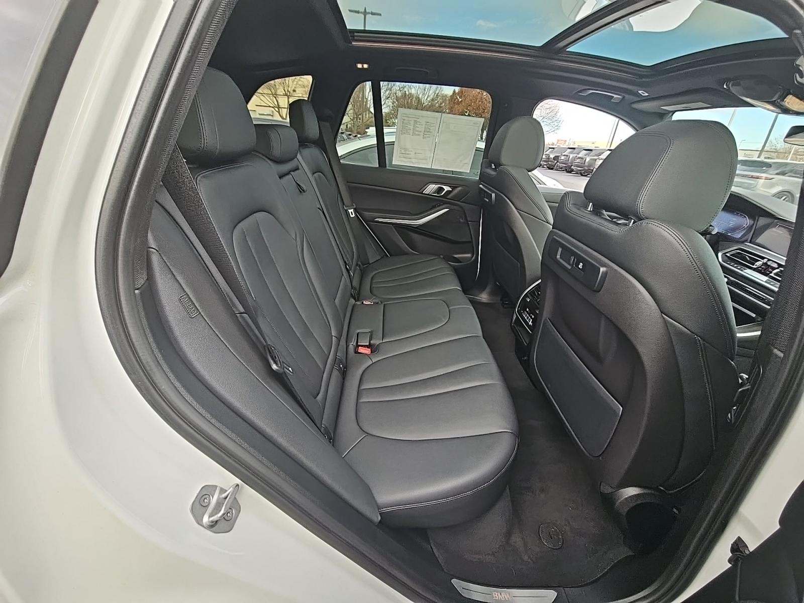 2022 BMW X5 xDrive40i AWD