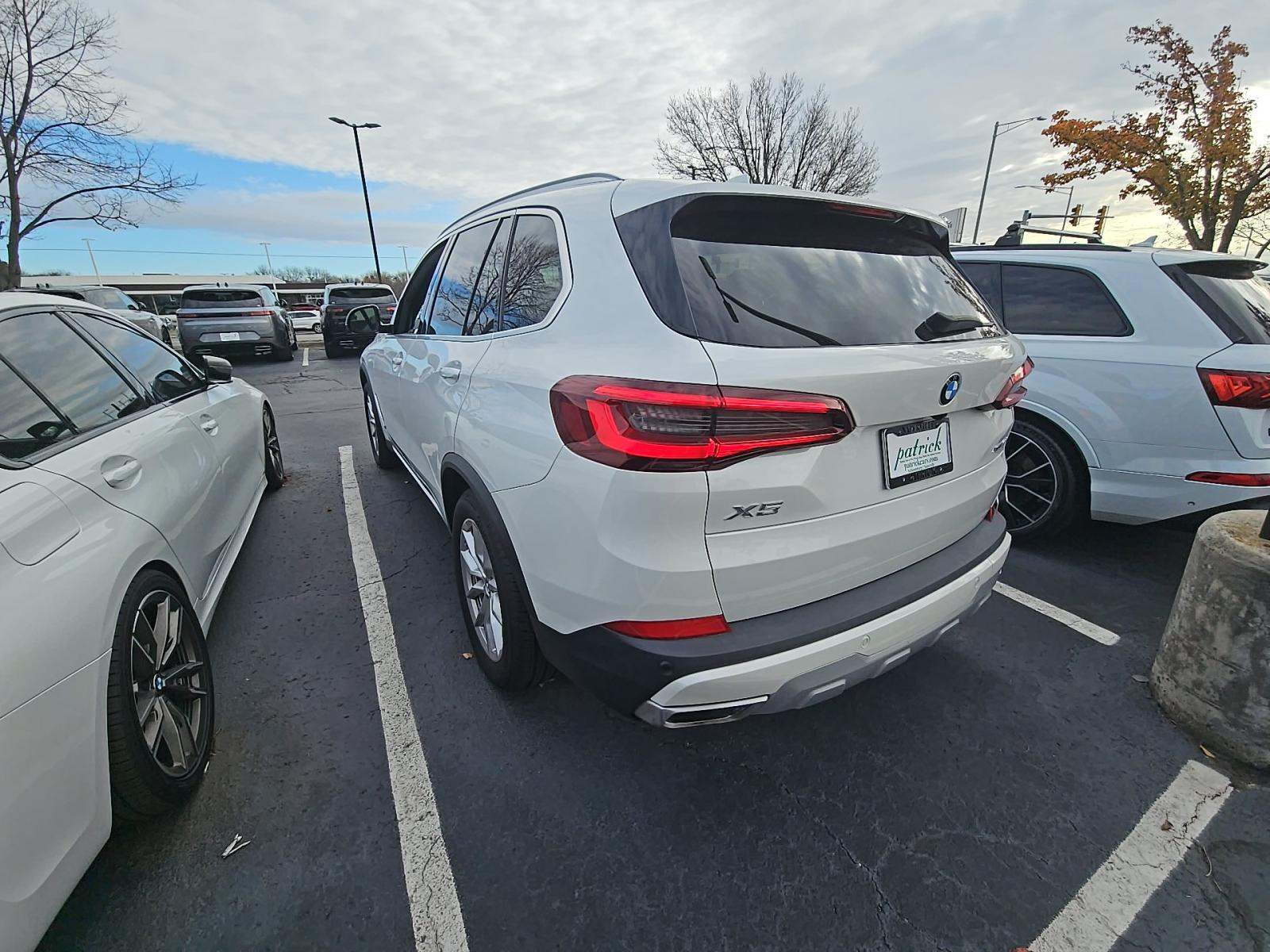 2022 BMW X5 xDrive40i AWD