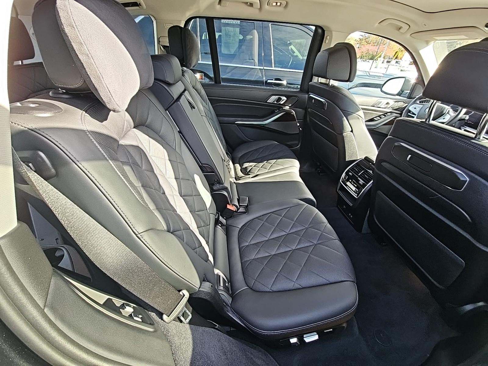 2024 BMW X7 xDrive40i AWD