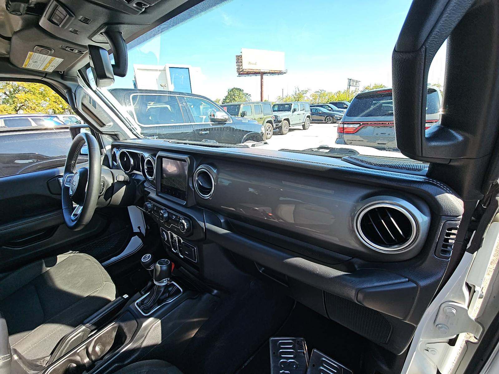 2023 Jeep Wrangler Sahara Altitude AWD