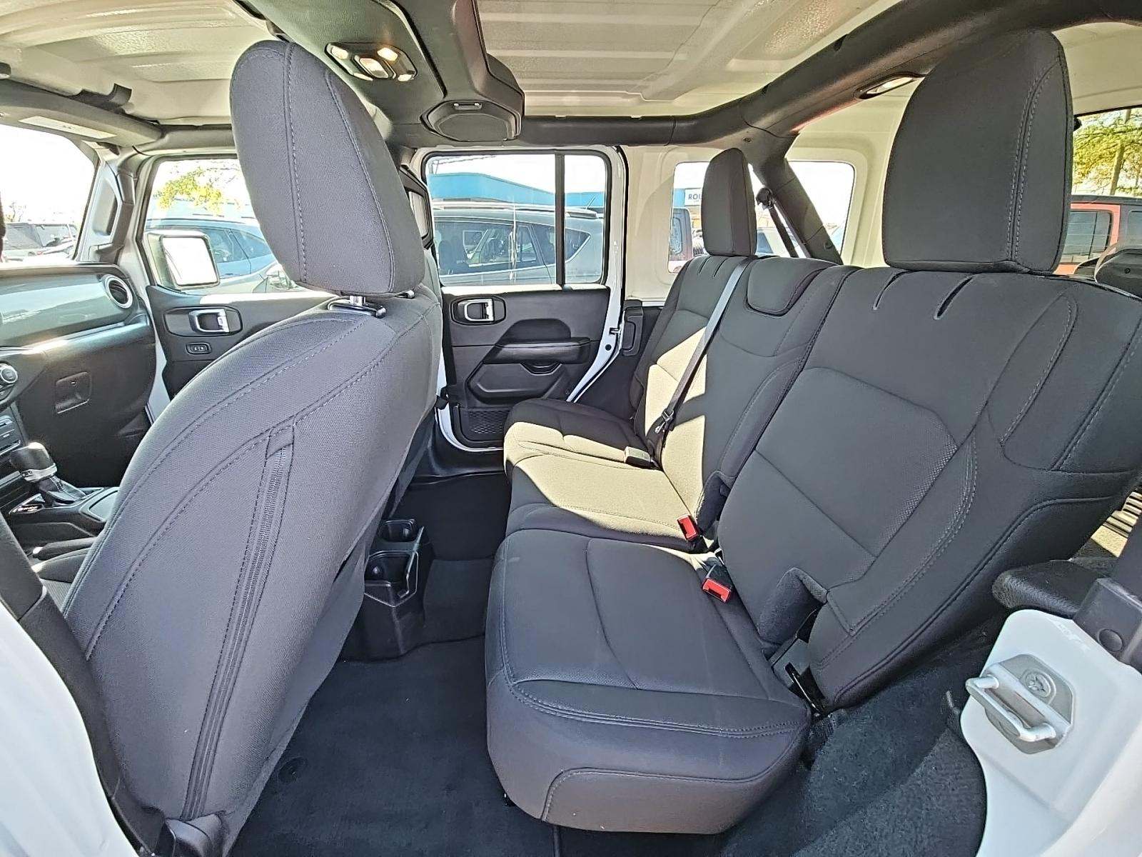 2023 Jeep Wrangler Sahara Altitude AWD