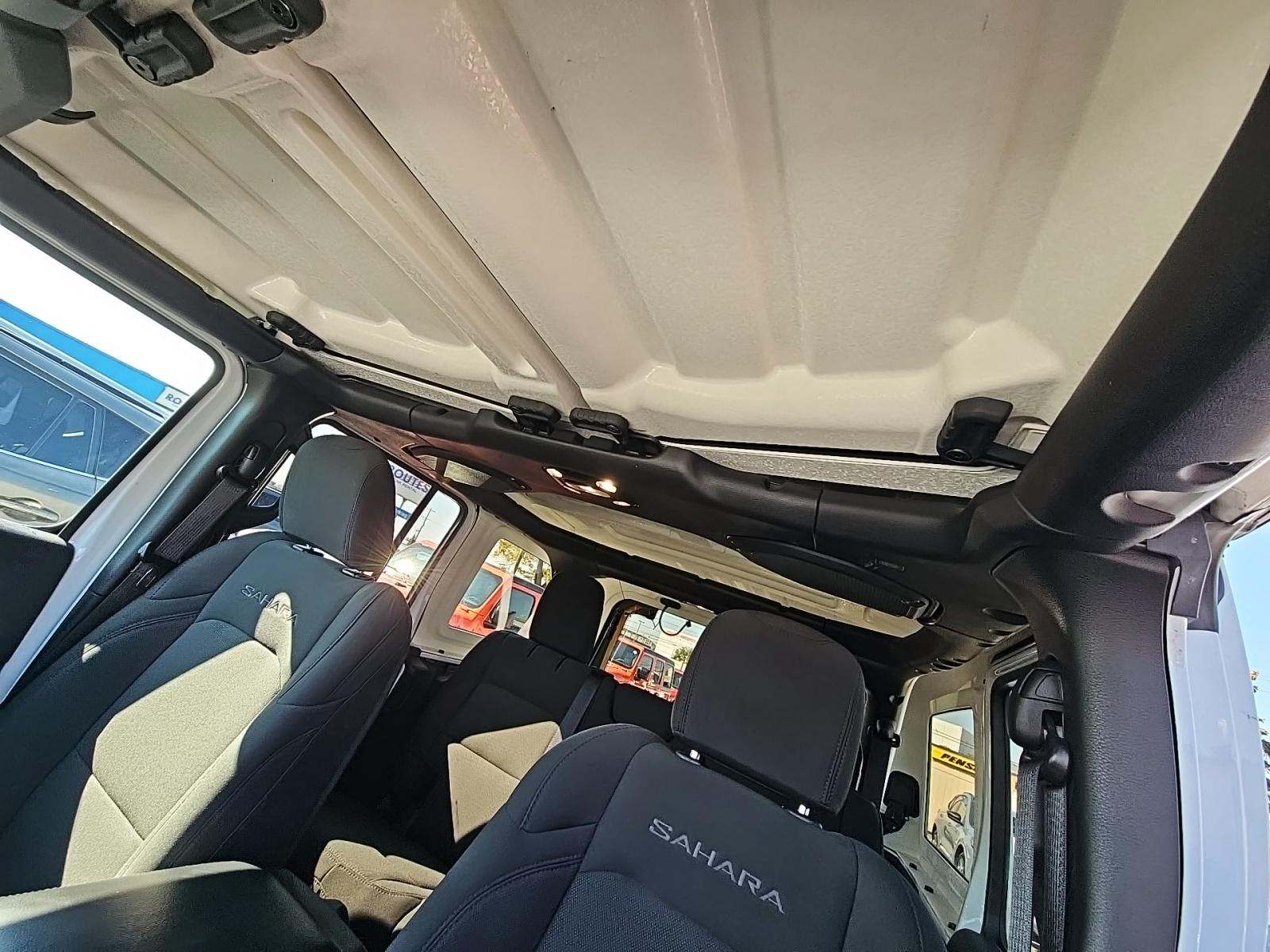 2023 Jeep Wrangler Sahara Altitude AWD