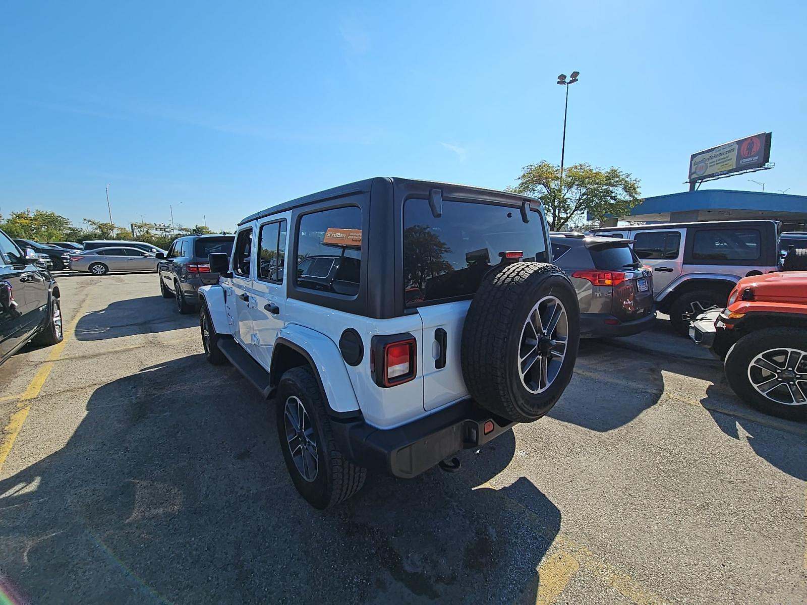 2023 Jeep Wrangler Sahara Altitude AWD
