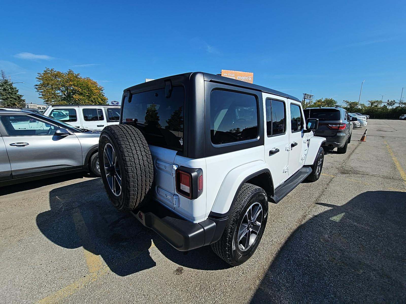 2023 Jeep Wrangler Sahara Altitude AWD