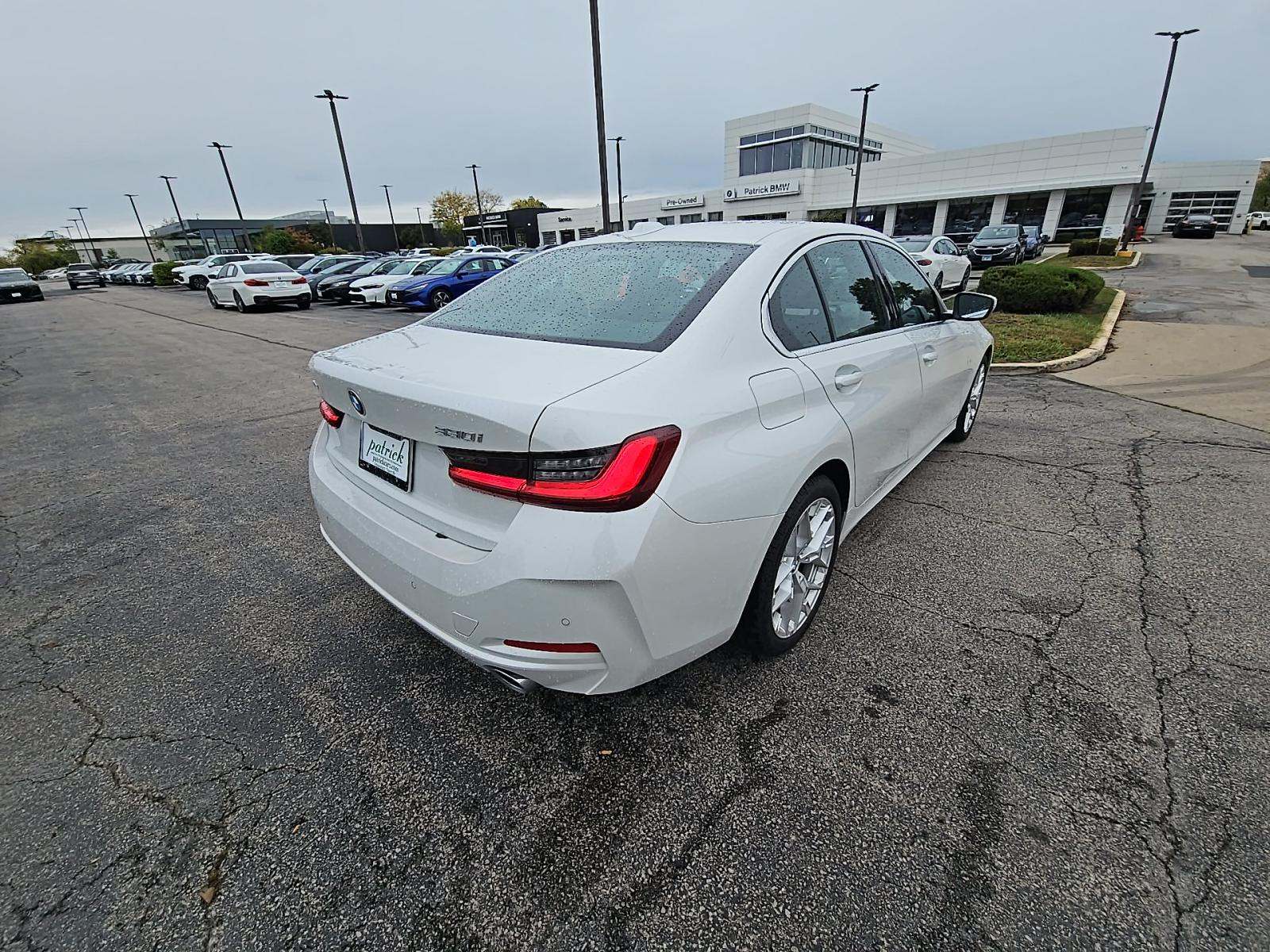 2025 BMW 3 Series 330i xDrive AWD