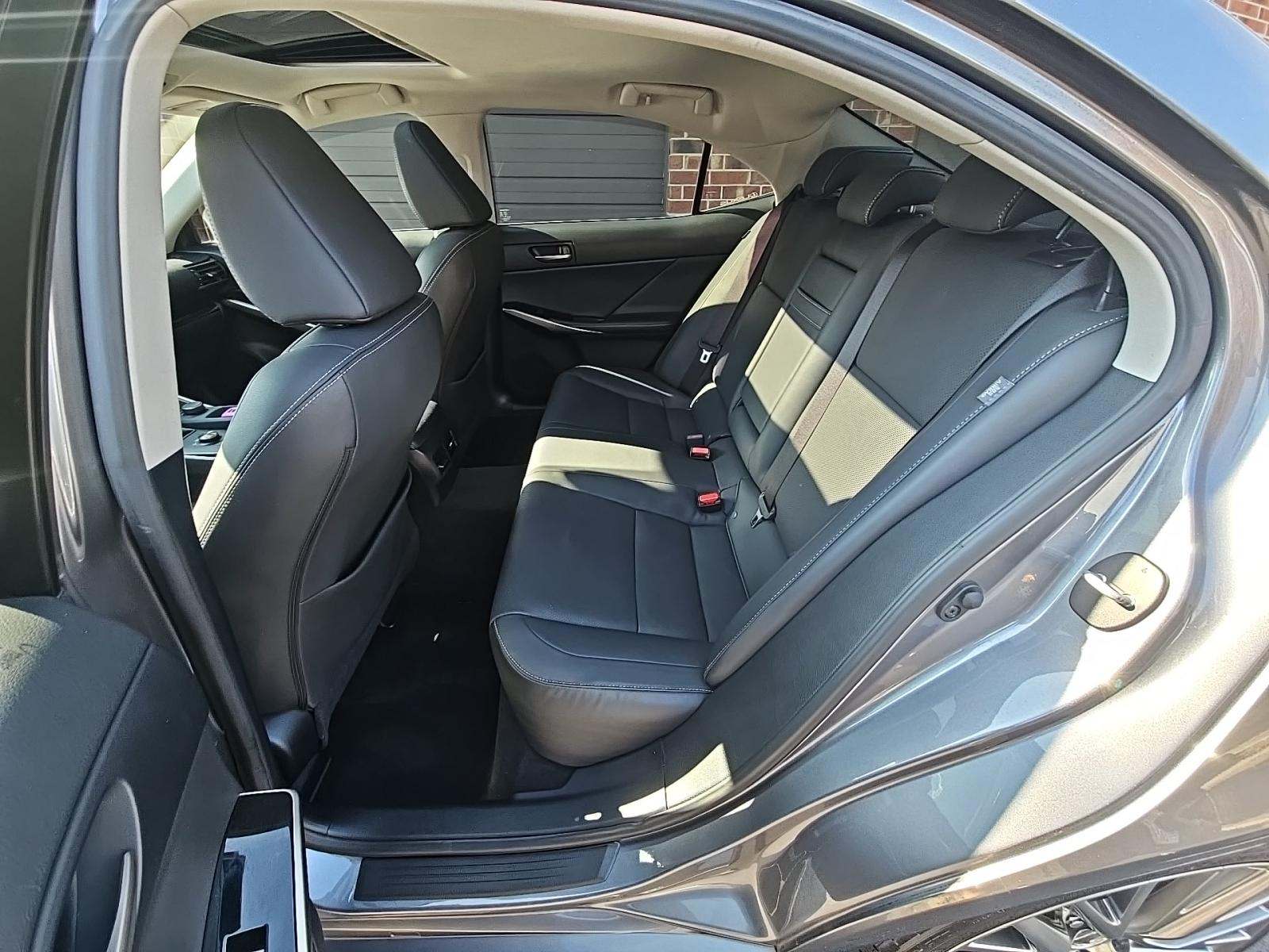 2019 Lexus IS IS 300 AWD