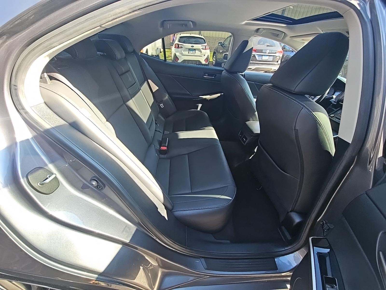 2019 Lexus IS IS 300 AWD